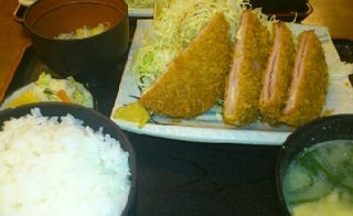 チーズハムカツ定食