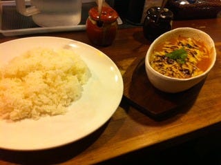 合挽き肉と完熟トマトの焼きチーズカリー