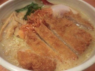 辛味とんかつ味噌ラーメン