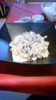 ポルチーニと４種のフレッシュキノコのクリームソース