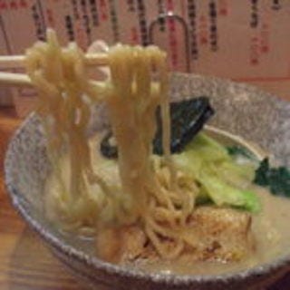 鶏魚介醤油ラーメン