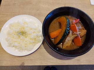 ゴロゴロ野菜のスープカレー