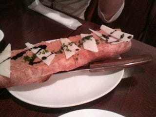 鶏レバーのブルスケッタ