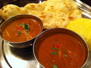 野菜カレーとマトンカレー