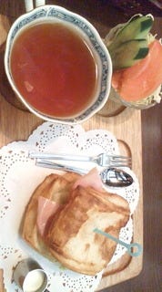 ハムとチーズのクロワッサンサンド