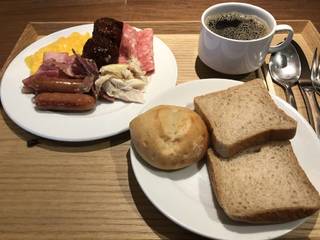 ＢＲＥＡＫＦＡＳＴ