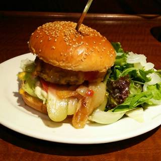 グランマッチョバーガー