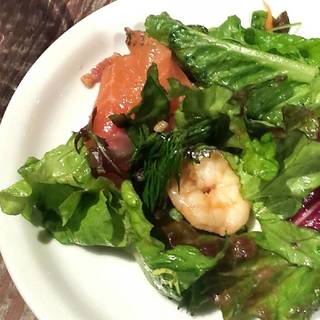 魚介とベーコンの野菜サラダ