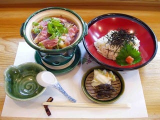 比内地鶏のつけうどん