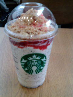 ストロベリーチーズケーキプラペチーノ