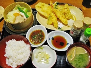 鯛と野菜の天ぷら　せいろ蒸し膳