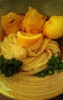 山斗名物　とりたま天ぶっかけ　７００円