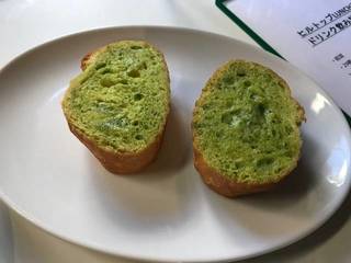 ハーブバターパン