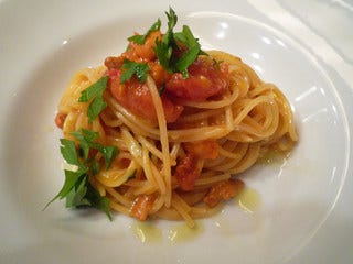 生うにとフレッシュトマトのスパゲッティーニ