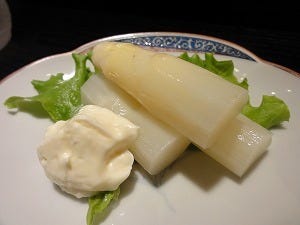 ホワイトアスパラガス
