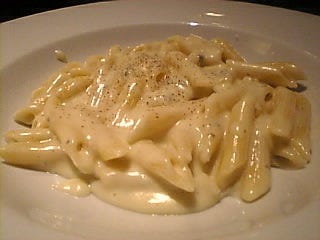 ゴルゴンゾーラたっぷりペンネ