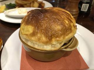 Ｂｅｅｆ　＆　Ａｌｅ　Ｐｉｅ