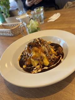 デミグラスソースオムライス