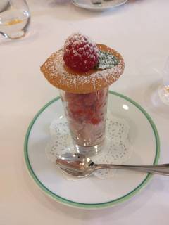 いちごのソルベ