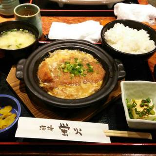 豚ロースかつの卵とじ鍋定食