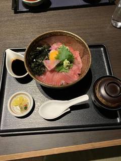 海鮮丼