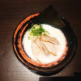 麺道しゅはり風神豚骨ラーメン