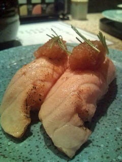 サーモンの炙り