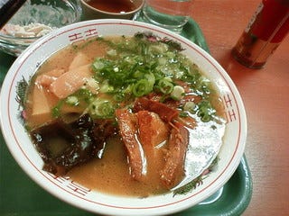 広島角煮ラーメン