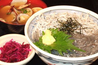 ハーフしらす丼