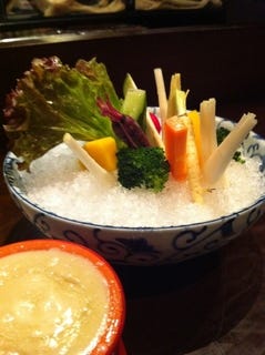 季節ＳＨＡＲＩバーニャカウダ