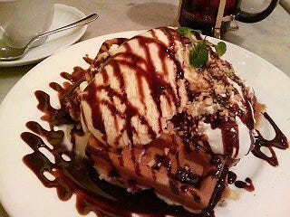 チョコレートバナナワッフル