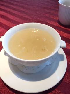 フカヒレのスープ