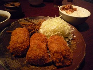 牛肉とマッシュルームのコロッケ定食