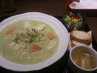 カブと海老のジェノベーゼ