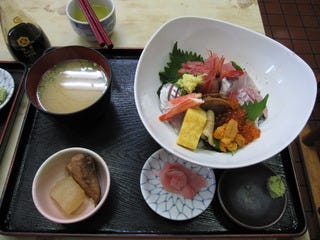 海鮮丼