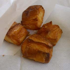 デニッシュキューブ