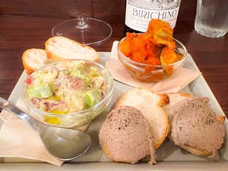 前菜３種盛り合わせ￥１，８００