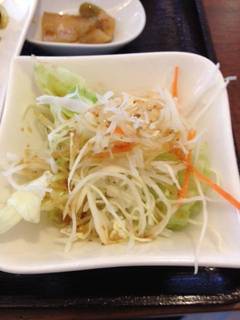 ランチ　サラダ