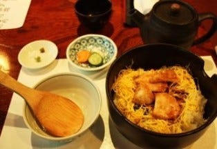 地鶏ひつまむし