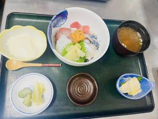 東風庵の新しいランチ海鮮丼セット