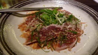 炙りまぐろのカルパッチョ