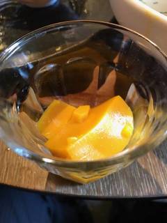 マンゴーごろごろ 特製マンゴープリン