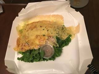 定番・海老と豚肉のバインセオ