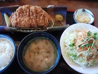 自然豚ロースカツ定食