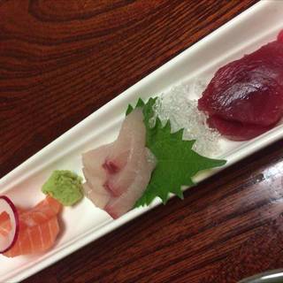 お刺身の盛り合わせ