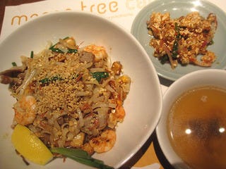 タイの焼きそばパッタイ