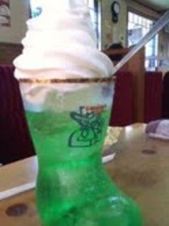 クリームソーダ