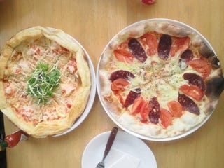 トマト＆サラミピザ