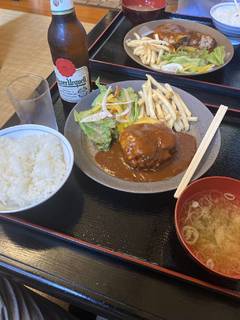 チーズハンバーグ