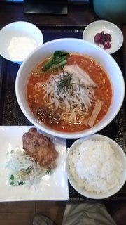 坦々麺ランチ